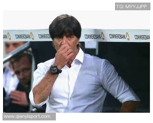 诺伊尔强调球队配合日益默契每位球员明确自身职责与角色