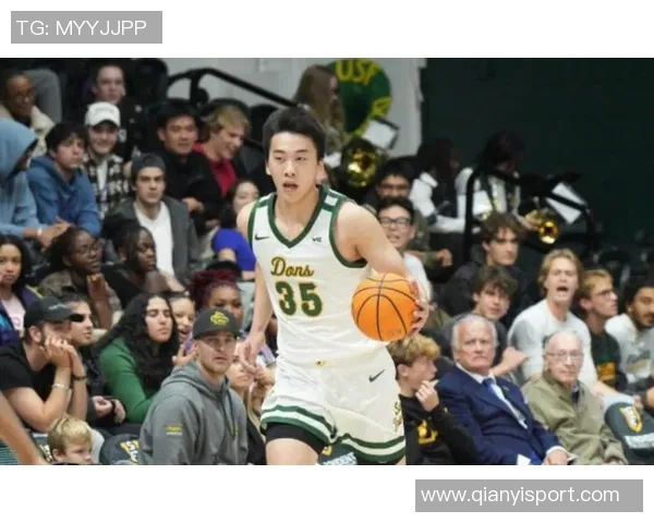 旧金山大学首战迎战犹他州大学王俊杰首发赵维伦替补出场