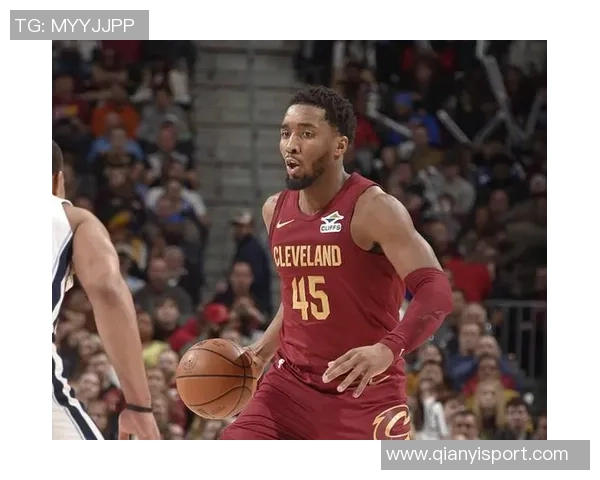 米切尔复出表现抢眼全场砍下30分7板8助可惜球队未能获胜 米切尔复出表现抢眼全场砍下30分7板8助可惜球队未能获胜