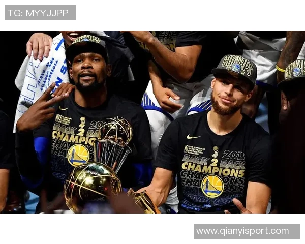 詹姆斯谈与库里的竞争与友谊：伟大之路上的相互欣赏与珍惜