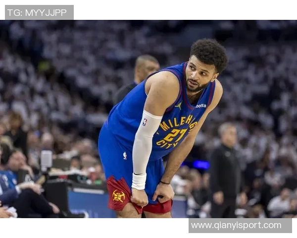 约基奇半场表现低迷仅得10分三分球6投全失状态堪忧